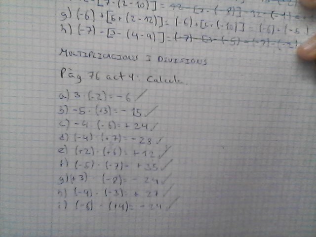 Multiplicaciones y divisiones de numeros enteros